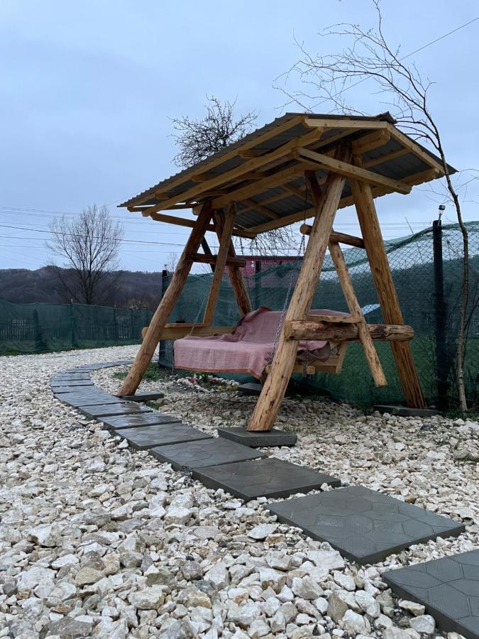 Casa Lupilor Transfagarasan Villa Căpăţîneni-Ungureni Kültér fotó