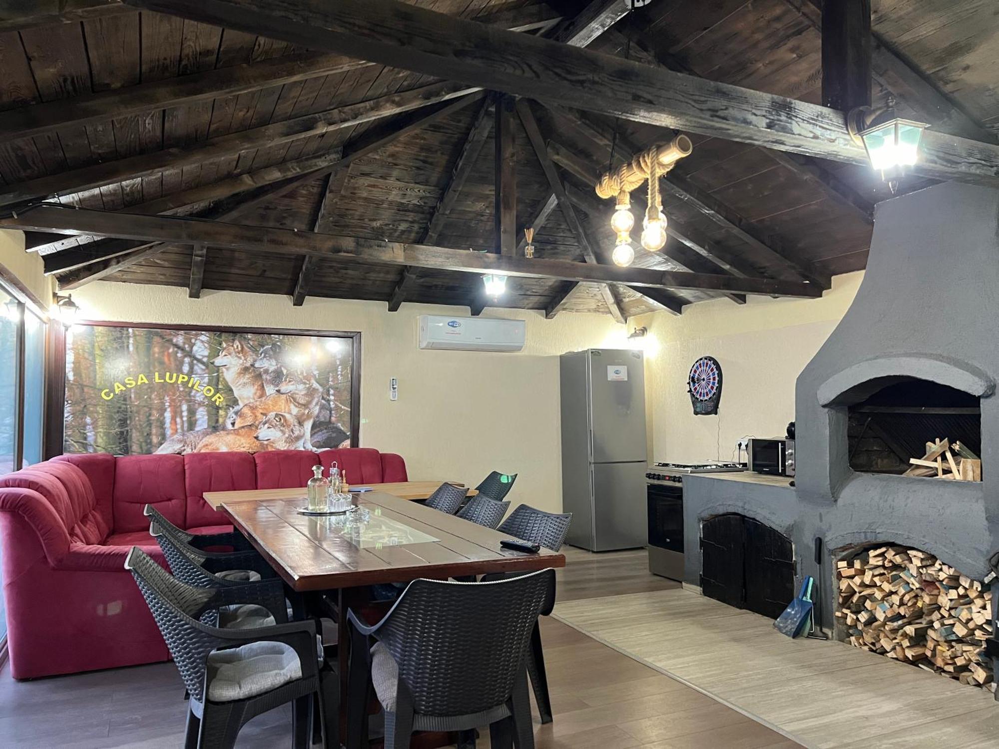 Casa Lupilor Transfagarasan Villa Căpăţîneni-Ungureni Kültér fotó
